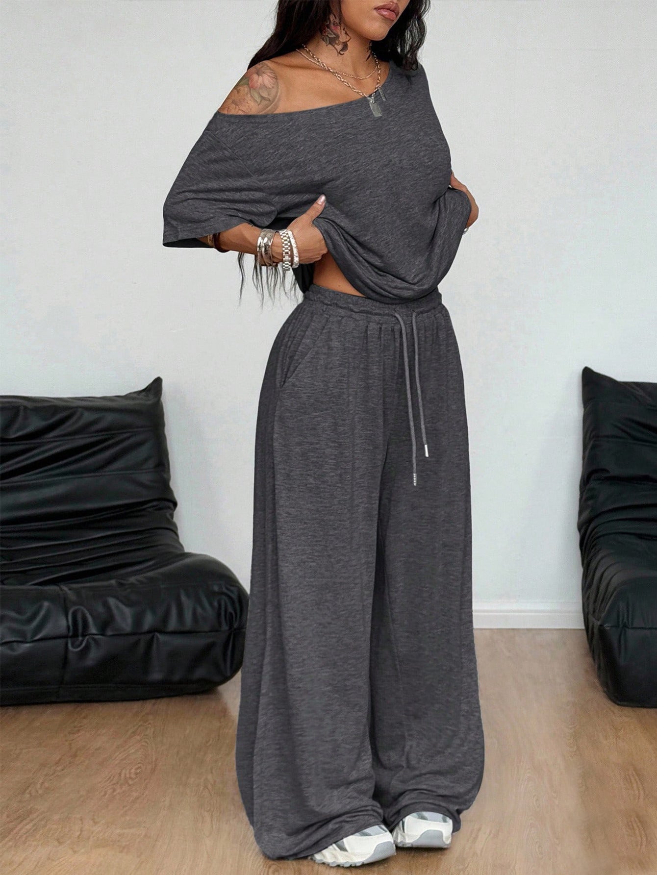 Casual solid color off-shoulder sports two-piece set